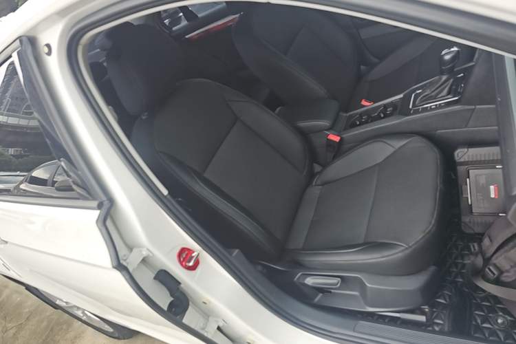 Used Volkswagen Lamando 2021 230TSI DSG Fashion Edition Right Front Seat