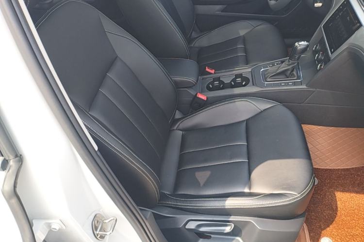 Used Volkswagen Lamando 2021 230TSI DSG Fashion Edition Right Front Seat