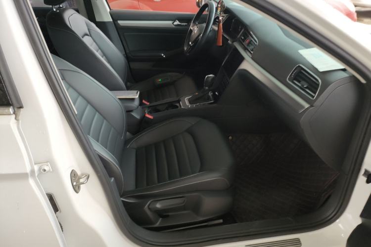 Used Volkswagen Lamando 2021 Revised Version 280TSI DSG Comfort Edition Right Front Seat