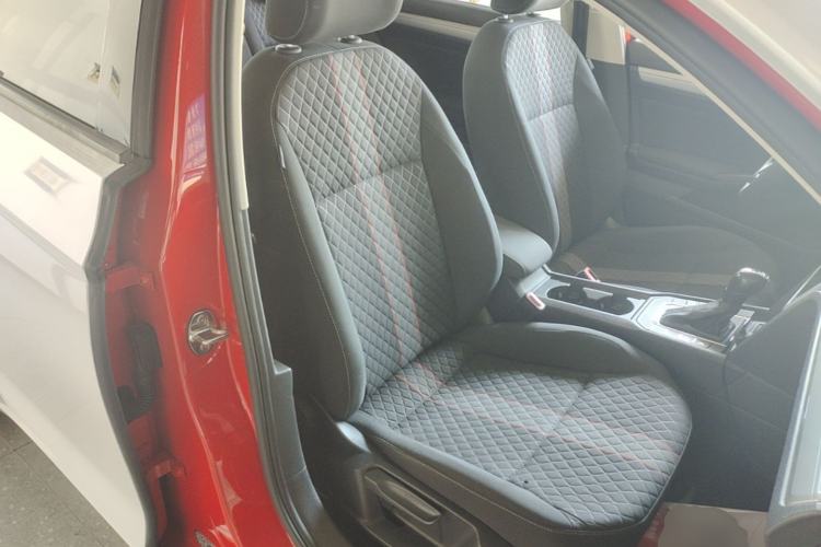 Used Volkswagen Lamando 2021 230TSI DSG Fashion Edition Right Front Seat