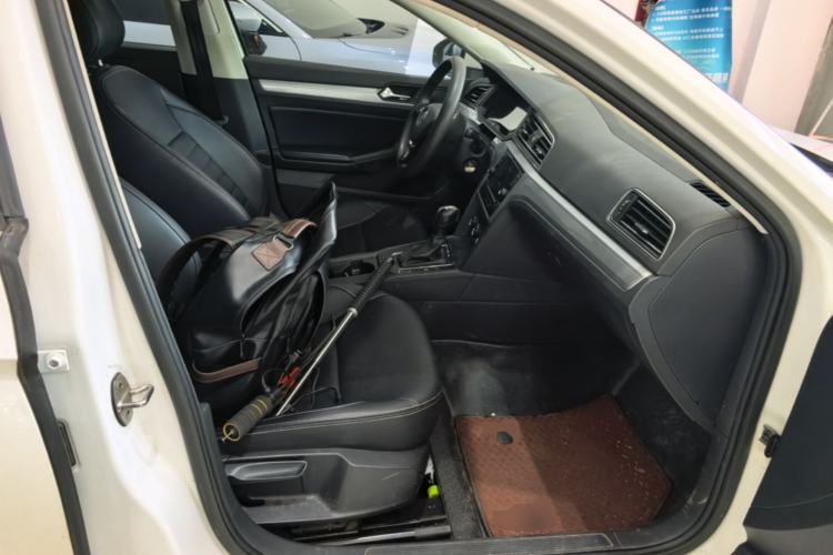 Used Volkswagen Lamando 2021 230TSI DSG Fashion Edition Right Front Seat