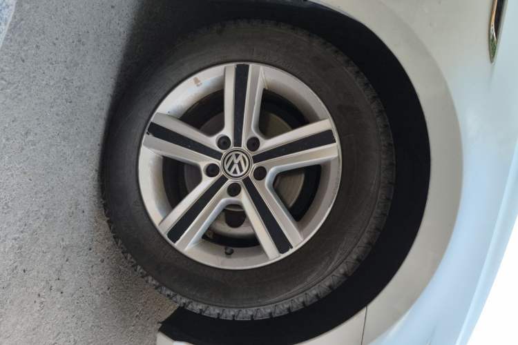 Used Volkswagen Lamando 2021 230TSI DSG Fashion Edition Right Front Wheel Hub