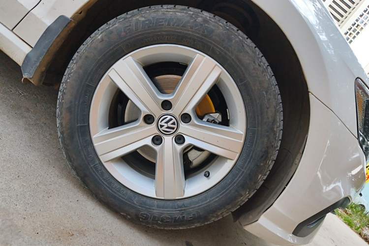 Used Volkswagen Lamando 2021 230TSI DSG Fashion Edition Right Front Wheel Hub