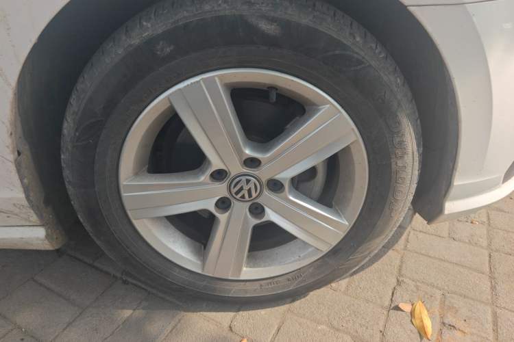 Used Volkswagen Lamando 2021 230TSI DSG Fashion Edition Right Front Wheel Hub