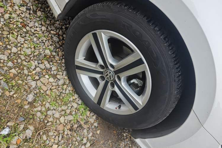 Used Volkswagen Lamando 2021 230TSI DSG Fashion Edition Right Front Wheel Hub
