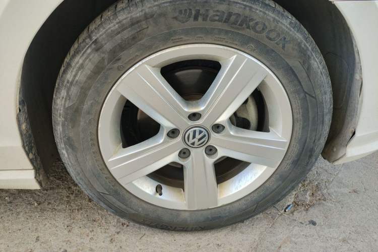 Used Volkswagen Lamando 2021 230TSI DSG Fashion Edition Right Front Wheel Hub