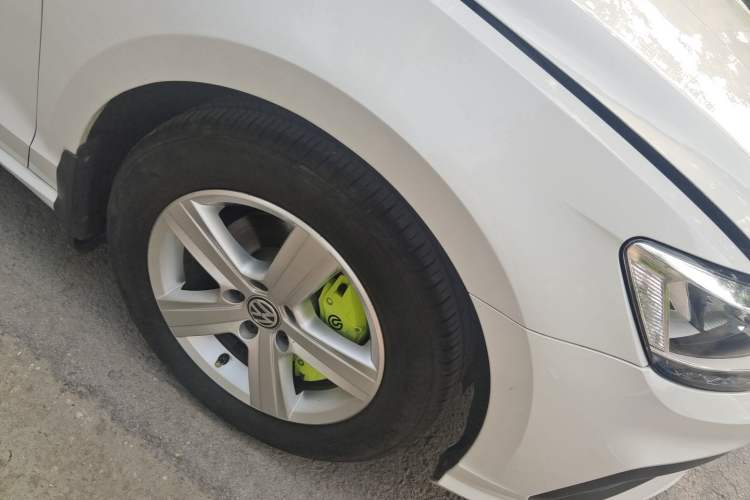 Used Volkswagen Lamando 2021 230TSI DSG Fashion Edition Right Front Wheel Hub