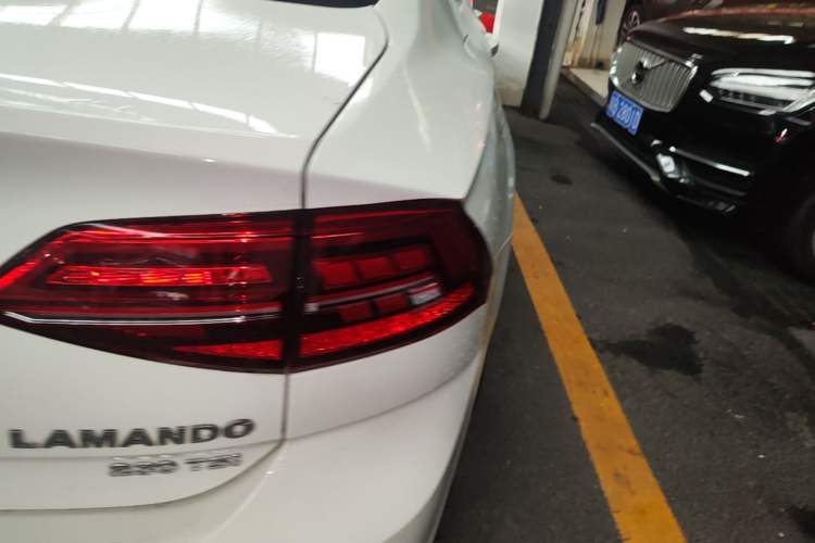 Used Volkswagen Lamando 2021 230TSI DSG Fashion Edition Right Rear Taillight