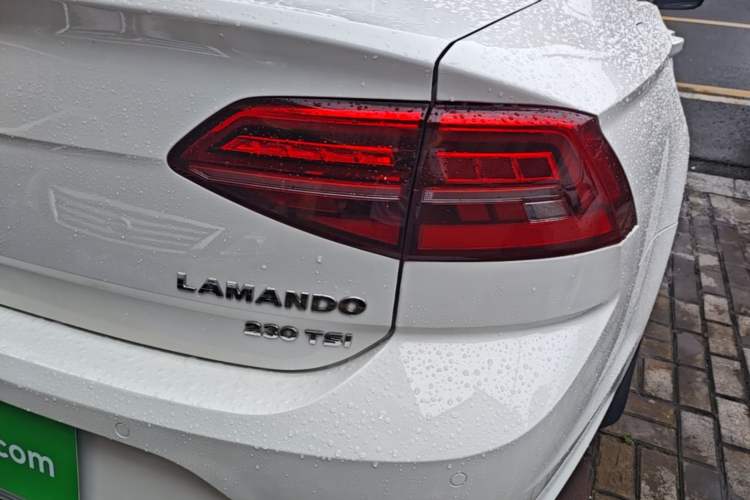 Used Volkswagen Lamando 2021 230TSI DSG Fashion Edition Right Rear Taillight