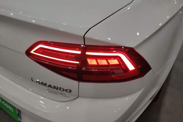 Used Volkswagen Lamando 2021 Revised Version 280TSI DSG Comfort Edition Right Rear Taillight