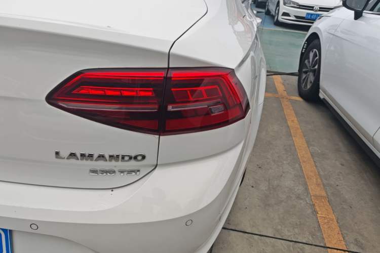 Used Volkswagen Lamando 2021 230TSI DSG Fashion Edition Right Rear Taillight