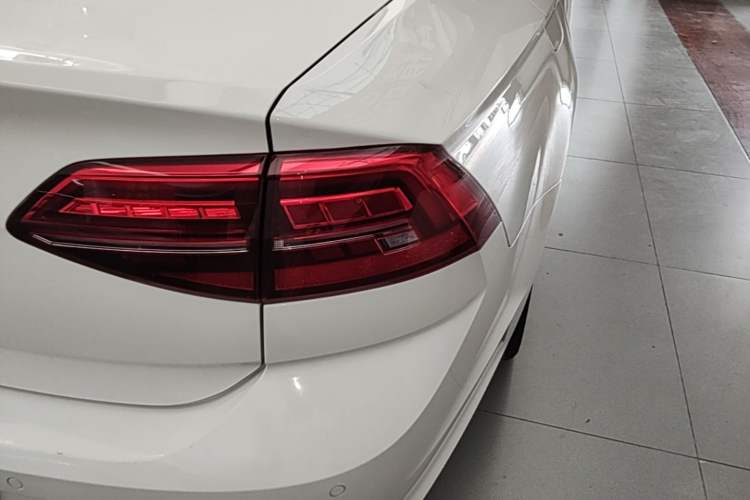 Used Volkswagen Lamando 2021 Revised Version 280TSI DSG Comfort Edition Right Rear Taillight