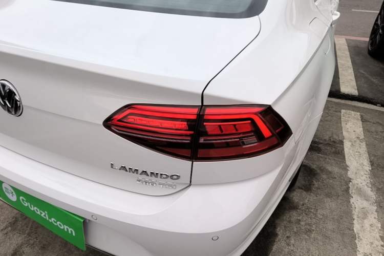 Used Volkswagen Lamando 2021 280TSI DSG Comfort Edition Right Rear Taillight