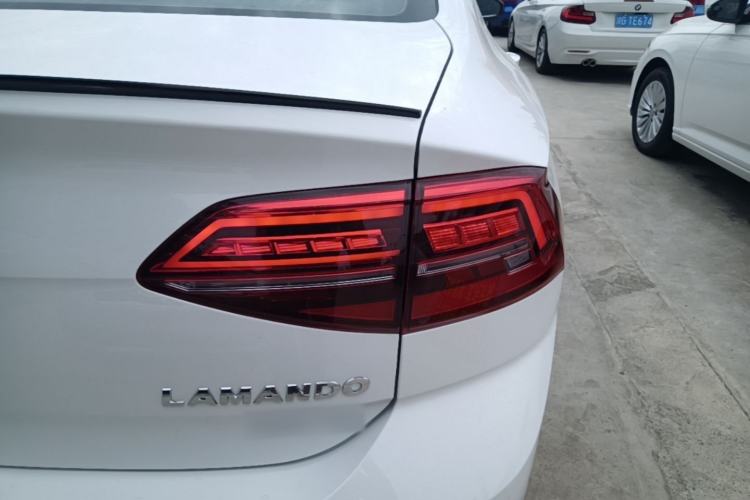 Used Volkswagen Lamando 2021 280TSI DSG Comfort Edition Right Rear Taillight
