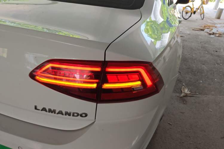 Used Volkswagen Lamando 2021 230TSI DSG Fashion Edition Right Rear Taillight