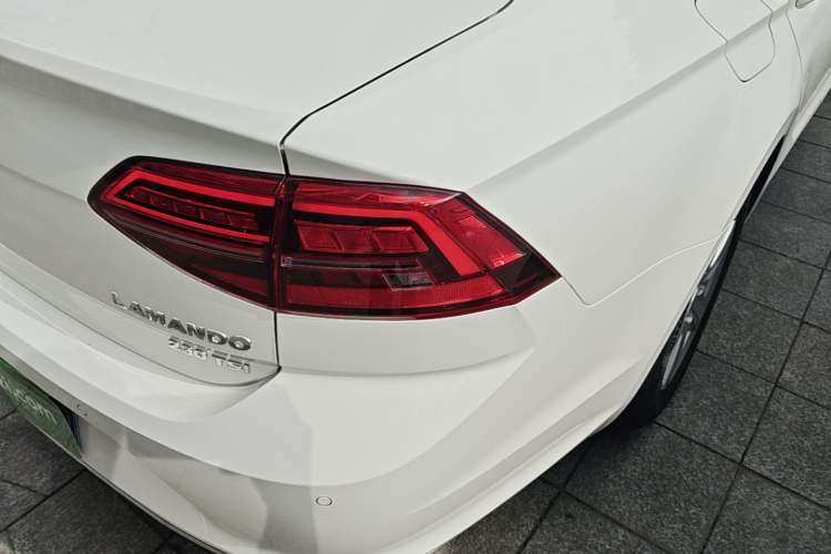 Used Volkswagen Lamando 2021 230TSI DSG Fashion Edition Right Rear Taillight