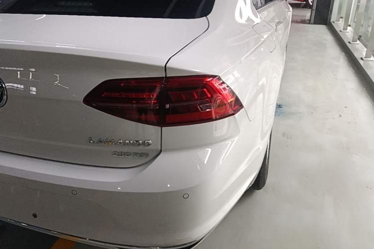 Used Volkswagen Lamando 2021 230TSI DSG Fashion Edition Right Rear Taillight