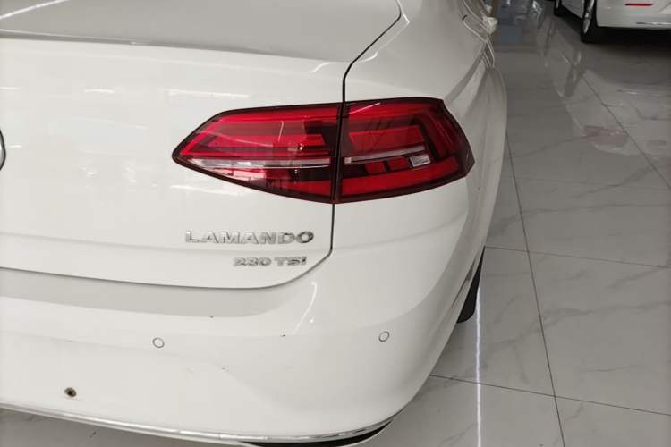 Used Volkswagen Lamando 2021 230TSI DSG Fashion Edition Right Rear Taillight