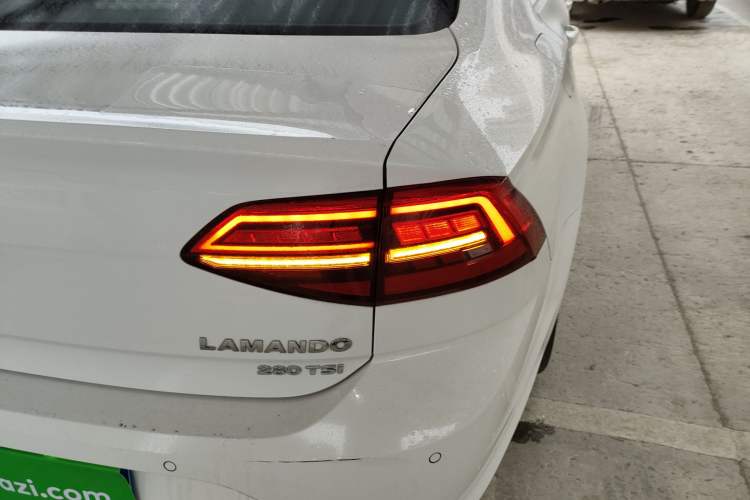 Used Volkswagen Lamando 2021 Revised Version 280TSI DSG Comfort Edition Right Rear Taillight