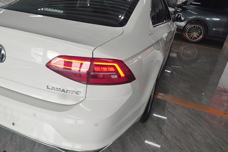 Used Volkswagen Lamando 2021 230TSI DSG Fashion Edition Right Rear Taillight