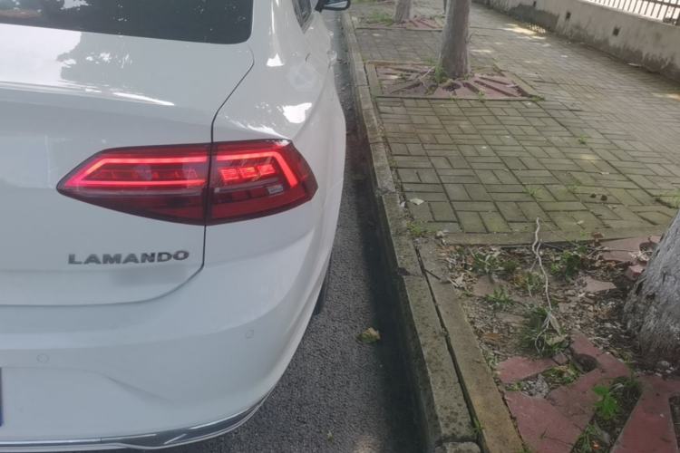 Used Volkswagen Lamando 2021 280TSI DSG Comfort Edition Right Rear Taillight