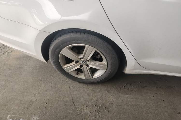 Used Volkswagen Lamando 2021 230TSI DSG Fashion Edition Right Rear Wheel Hub