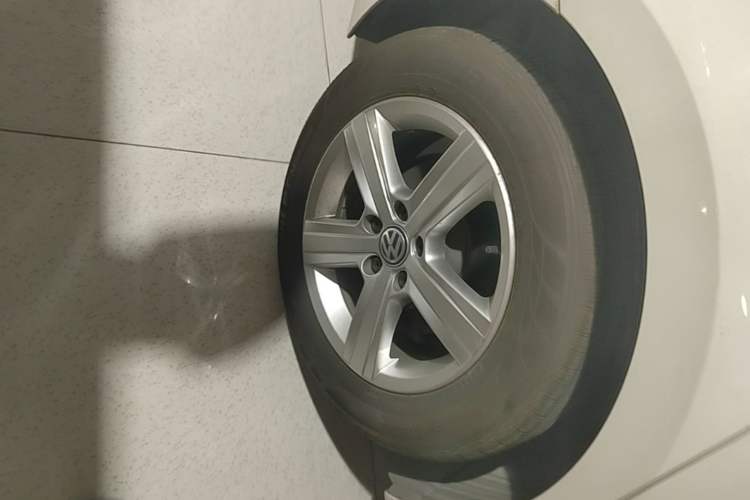 Used Volkswagen Lamando 2021 230TSI DSG Fashion Edition Right Rear Wheel Hub