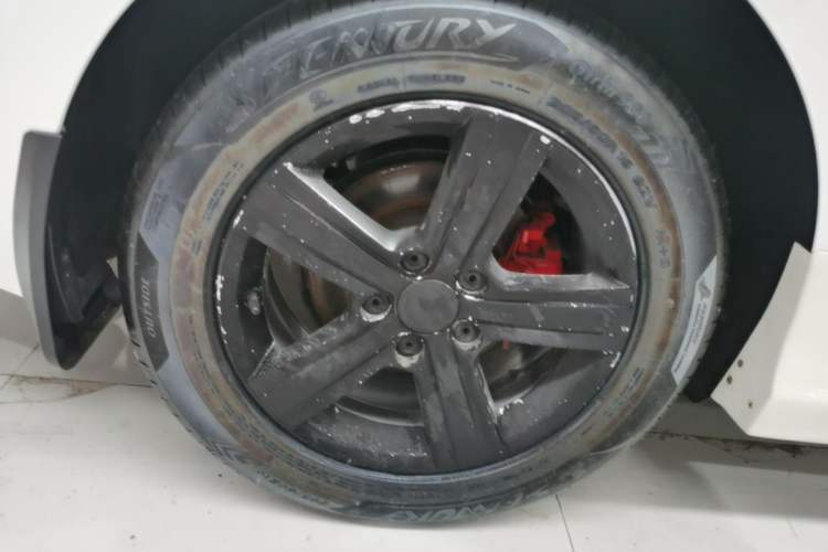 Used Volkswagen Lamando 2021 230TSI DSG Fashion Edition Right Rear Wheel Hub