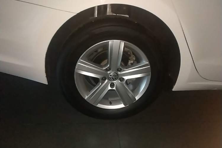 Used Volkswagen Lamando 2021 230TSI DSG Fashion Edition Right Rear Wheel Hub