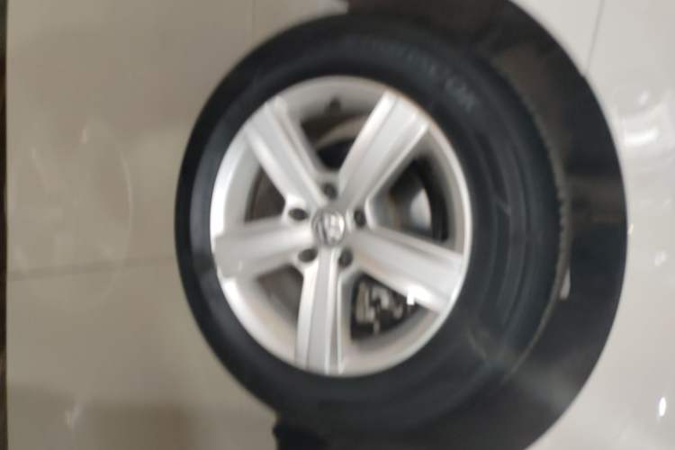 Used Volkswagen Lamando 2021 230TSI DSG Fashion Edition Right Rear Wheel Hub
