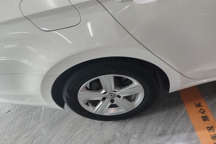 Used Volkswagen Lamando 2021 230TSI DSG Fashion Edition Right Rear Wheel Hub