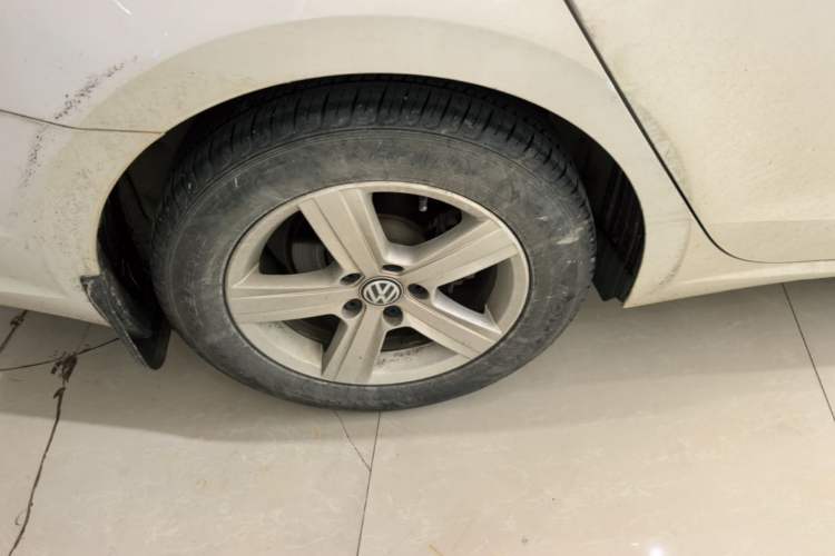 Used Volkswagen Lamando 2021 230TSI DSG Fashion Edition Right Rear Wheel Hub