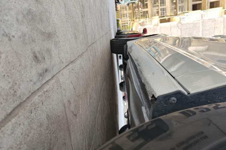 Used Volkswagen Lamando 2021 230TSI DSG Fashion Edition Right Side Sill