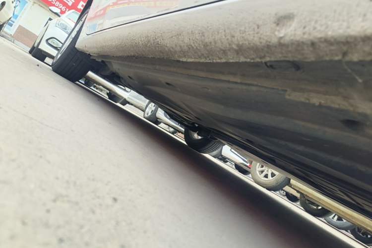 Used Volkswagen Lamando 2021 230TSI DSG Fashion Edition Right Side Sill