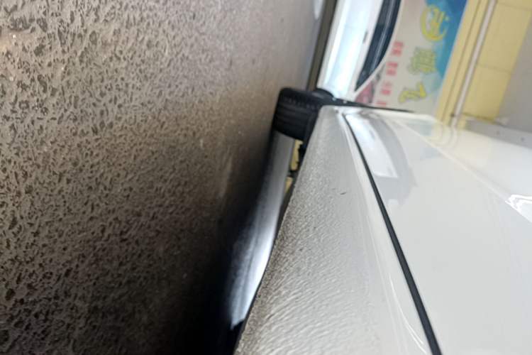Used Volkswagen Lamando 2021 Facelift 280TSI DSG Comfort Edition (Manual Air Conditioning) Right Side Sill