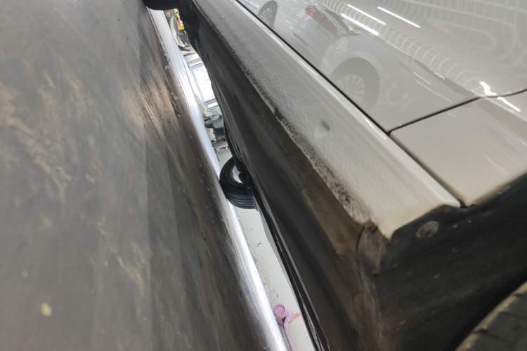 Used Volkswagen Lamando 2021 230TSI DSG Fashion Edition Right Side Sill