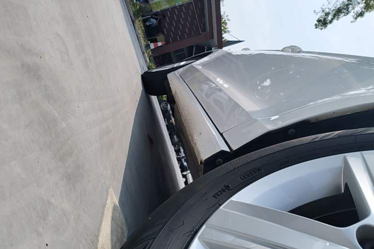 Used Volkswagen Lamando 2021 230TSI DSG Fashion Edition Right Side Sill