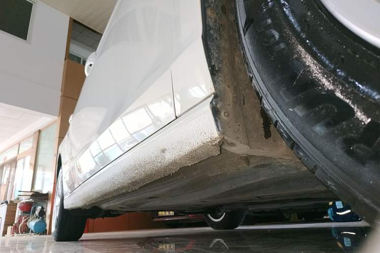 Used Volkswagen Lamando 2021 230TSI DSG Fashion Edition Right Side Sill