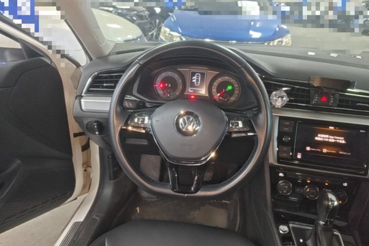 Used Volkswagen Lamando 2021 280TSI DSG Comfort Edition Steering Wheel