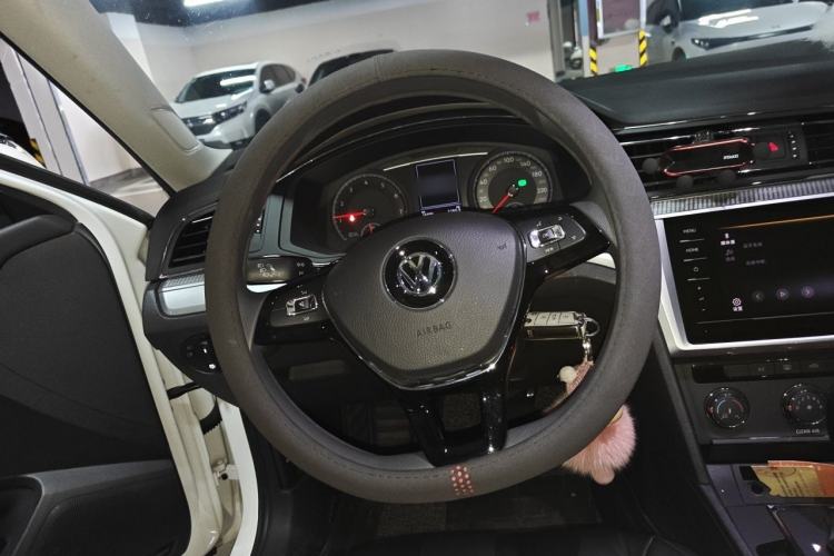 Used Volkswagen Lamando 2021 230TSI DSG Fashion Edition Steering Wheel
