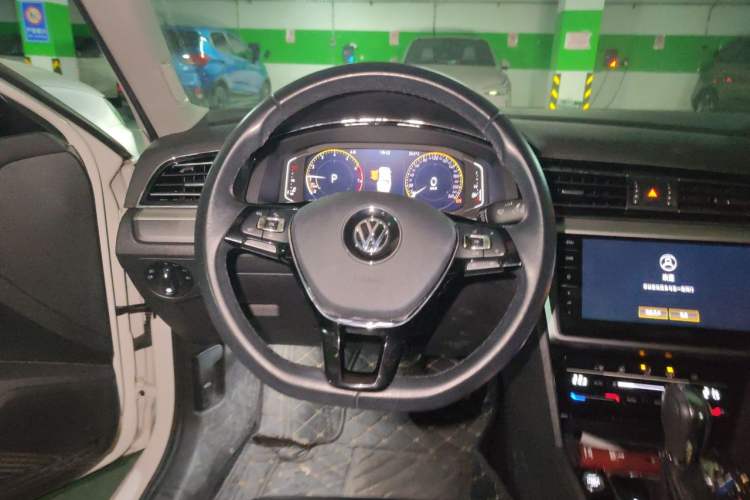 Used Volkswagen Lamando 2021 Revised Version 280TSI DSG Comfort Edition Steering Wheel