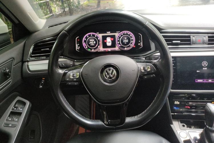 Used Volkswagen Lamando 2021 280TSI DSG Comfort Edition Steering Wheel