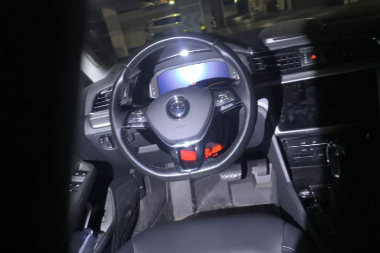 Used Volkswagen Lamando 2021 Revised Version 280TSI DSG Comfort Edition Steering Wheel