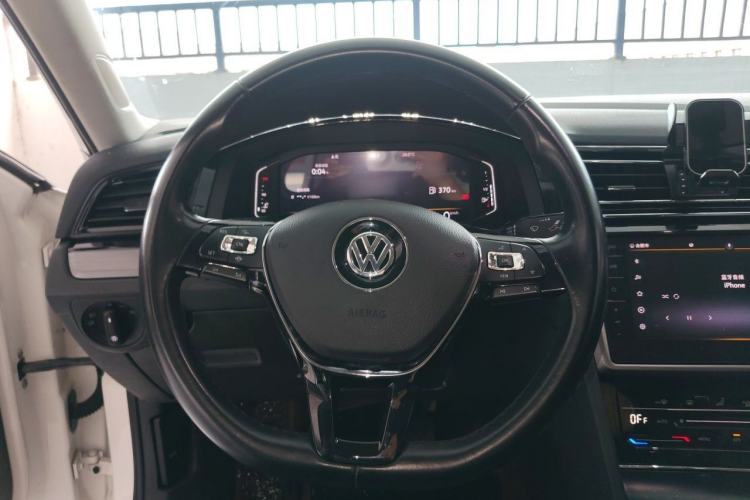 Used Volkswagen Lamando 2021 280TSI DSG Comfort Edition Steering Wheel