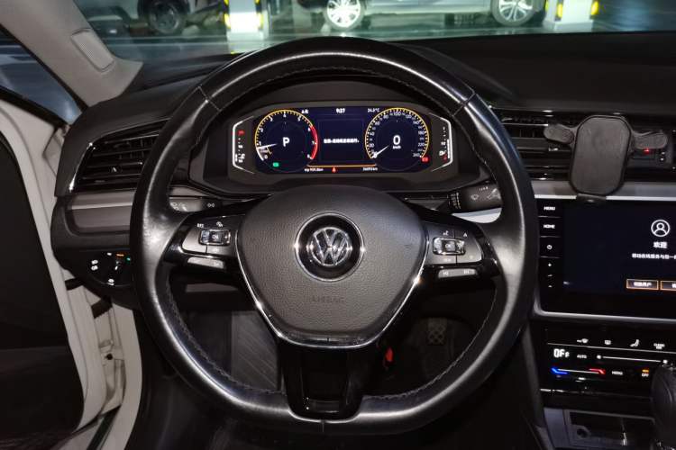 Used Volkswagen Lamando 2021 Revised Version 280TSI DSG Comfort Edition Steering Wheel