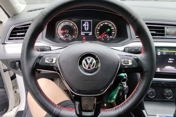 Used Volkswagen Lamando 2021 230TSI DSG Fashion Edition Steering Wheel