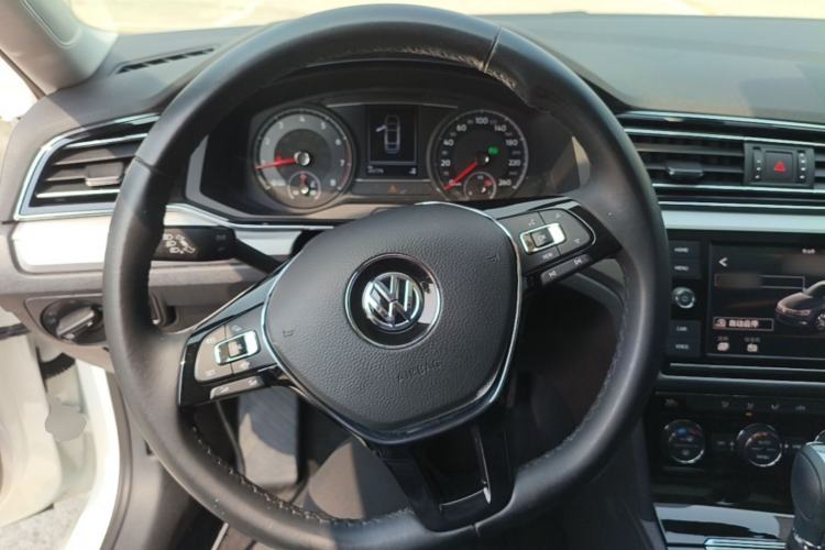 Used Volkswagen Lamando 2021 280TSI DSG Comfort Edition Steering Wheel