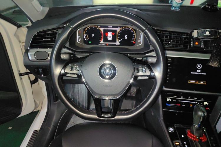 Used Volkswagen Lamando 2021 280TSI DSG Comfort Edition Steering Wheel