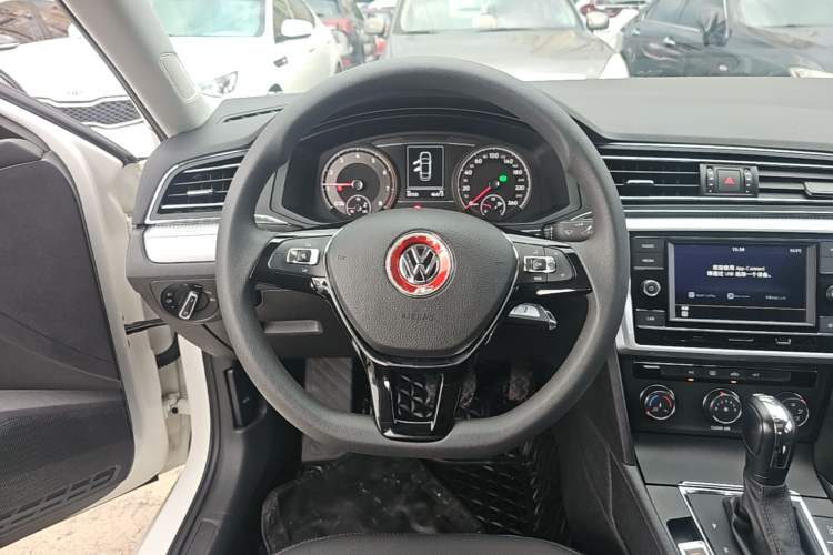 Used Volkswagen Lamando 2021 230TSI DSG Fashion Edition Steering Wheel