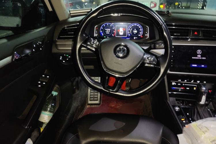 Used Volkswagen Lamando 2021 280TSI DSG Comfort Edition Steering Wheel